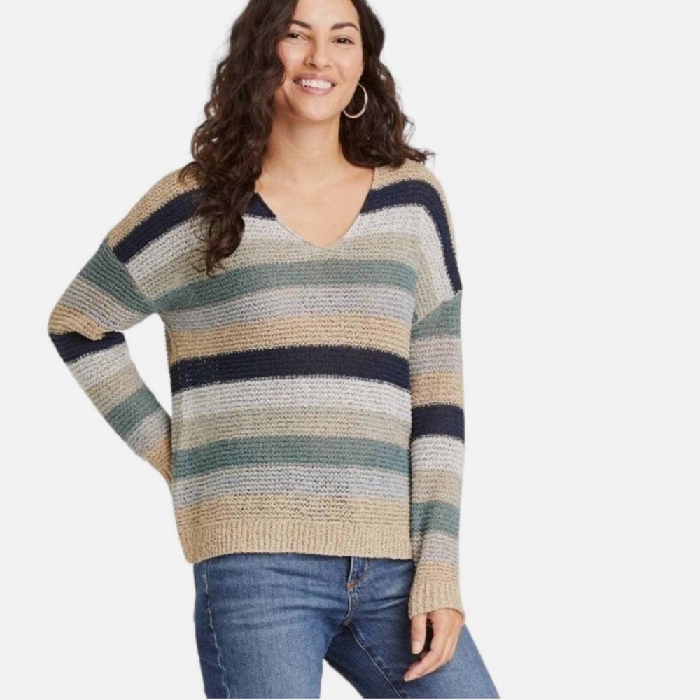 Knox Rose V-Neck Sweater with Navy and Beige Stripes